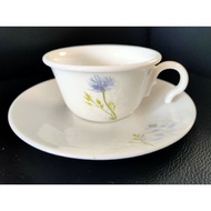 Corelle Cup &amp; Saucer Vitralle - Daisy Field