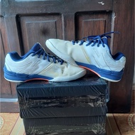 Badminton shoes Size 42