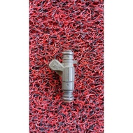 (ITEM USED) (ORIGINAL) PROTON SAGA BLM 1.3 / FLX CAMPRO 1.6 FUEL RAIL INJECTOR