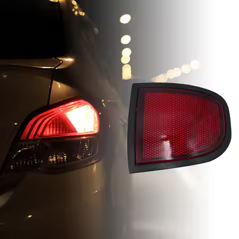 Rear Bumper Reflector Light Durable Red Plastic Tail Lamp for Mitsubishi L200 KB4T 2.5 DID 06 to 16