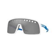 Oakley Men's Sunglasses OO9406A - Polished White, Free Size
