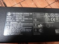 二手 東芝原廠變壓器 尺吋 4支柱 120W 19V 6A 6.3A 20V 可相容65W 75W 90W