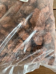 Lava Volcanic Rock (30-50mm size per rock) in 1.5 Litre Bag - perfect for top dressing!