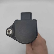 LY Car Ignition Coil Uf400 30520-Pvj-A01 30520-Pgk-A01 30520-Pvf-A01 Sa 2001-2005 Honda Civic Acura