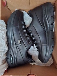 Skechers Work Arch Fit Trickell II 女士工作鞋
