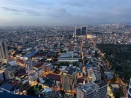 อพาร์ตเมนต์ 2 ห้องนอน 1 ห้องน้ำส่วนตัว ขนาด 26 ตร.ม. – ปาลานัน (Skyline Serenity at 52F • Cozy City 