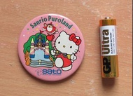 Sanrio Puroland Hello Kitty 扣針