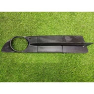 BMW E60 FOG LAMP COVER RIGHT ( DRIVER ) 7049244