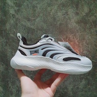 2hand (Size 35) DEERWAY basketball shoes