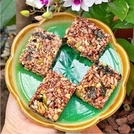 Seaweed brown rice grain cake, protein bar replenish energy, support diet, control weight