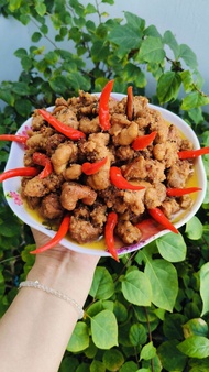 trứng cá sặc kho tiêu hộp 500g