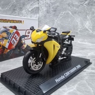 9cm 1/24 Honda CBR1000RR 2008 Motorcycle Model Out of Print Car Model