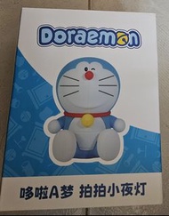 多啦A夢 拍拍小夜燈