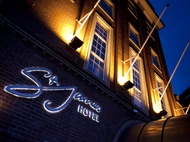 โรงแรมเซนต์ เจมส์ (St James Hotel)