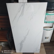 Granit lantai 60x120 Matera white/sun.power