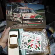 TOMICA NISSAN SKYLINE R30 1/24 FUJIMI