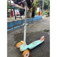 Decathlon Oxelo Scooter Kids Scooter B1 500 V2 White Mint - 8602928 SECOND USED