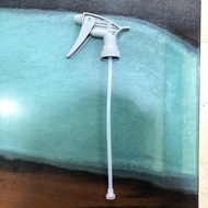 SOLUTION SPRAY HEAD (BOTTLE NOT INCLUDED) MIST FORM 27MM GRAY SCREW JOINT