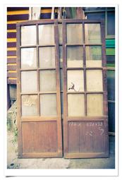 台灣檜木門 【精選 檜木門】古董窗 復古 舊門 舊窗戶 檜木門 50、60年代 窗戶 門 舊窗