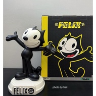 Felix felix felix Cat Statue Classic Black White Ornaments Trendy Toy Doll Figure