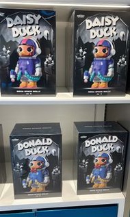 *全新現貨* Space Molly x Donald Duck & Daisy 400%