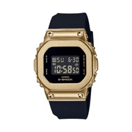 CASIO G-SHOCK (G-Shock) Metal Covered Series Compact Model Black x Gold Color Model GM-S5600GB-1JF