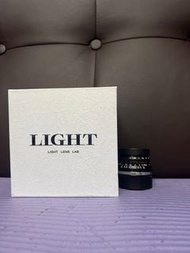 限量版998支 全新一樣 完美無瑕 周八枚 Light Lab 35 35mm F2 Element 原廠遮光罩