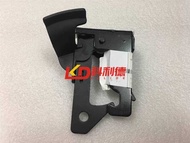 Suitable for Mercedes-Benz W293 Hood Switch EQC350 Locking Handle Front Engine EQC400 Head Cover Loc