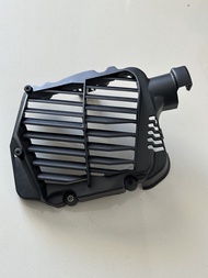 ฝาครอบหม้อน้ำ GPX Drone 150 Radiator Cover (ปี 2021 ถึง ปี 2024) GPX อะไหล่แท้ศุนย์