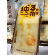 Taiwanese triangle cake with cheese flavor
