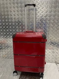 Elle 鏡面法拉利紅24吋鋁合金框行李箱旅行箱 Elle 24 inch lugguage 67 x 27 x 45cm