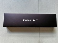 Apple Watch Nike Series7 (GPS+行動網絡) 41cm