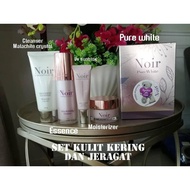 Set jeragat by  Noir