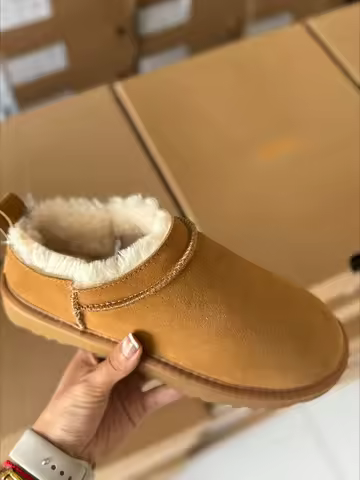 2026 New Classic Women's Snow Boots Genuine Leather Wool Slippers Ultra Mini Low Cut Warm Boots Shor