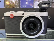 Leica X2 ........