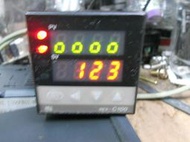 日本RKC理化溫控器REX-C100 0-200度 K C100FK01-M*HJ 100-240V 48*48(D1)