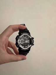 Casio G-Shock GA-400 運動手錶 黑白色
