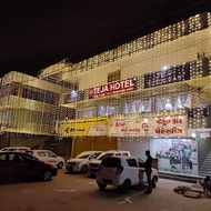 โรงแรม Teja Hotel - Lūnāvāda