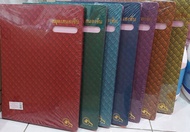 แฟ้มสมุดเสนอเซ็นต์ ตราขวาน ขนาดF4 (คละสี)