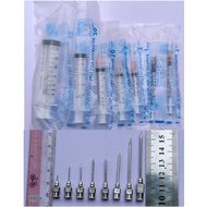 Syringes of all kinds 1 ml, 3 ml, 5ml, 10ml, 20ml and needles of all kinds 9, 12, 16 Used to inject 