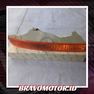 Sonar 33302SV4 Right Bumper Riting