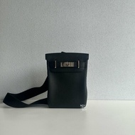 閒置新💖 全配有購證🙌🏻 Hermès Hac A Dos 黑色銀釦