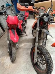 達成拍賣 CPI SM 250 碼錶 把手 大燈 車殼 車台 三角台 前叉 避震器 輪圈 後燈 椅子 CDI 整流器
