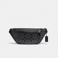 Coach 78777 Warren Belt Bag In Signature Canvas (QBMI5) กระเป๋าคาดอกผู้ชาย สี Qb/Charcoal/Black1