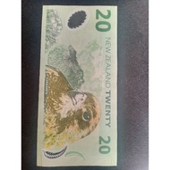 New Zealand's 20 Dollars