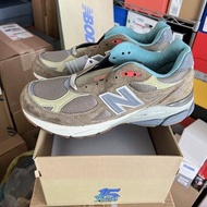 New Balance 990v3 Bodega