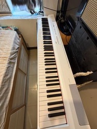 YAMAHA P-125 電子琴