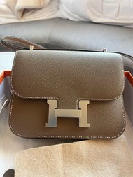 🎠✨Hermes Mini Constance 大象灰 銀扣🎠✨