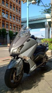 2013年 YAMAHA TMAX 改倒叉 魚眼 無白內障  MALOSSI傳動組 可車換車 可辦理貸款 另有 TL500 AK550 C650 漢堡650 賣肉700 NC750D XADV