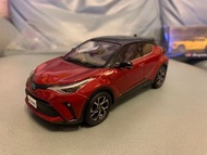 1:30 Toyota C-HR 金屬 豐田原廠 色辦車 酒红色 黑頂